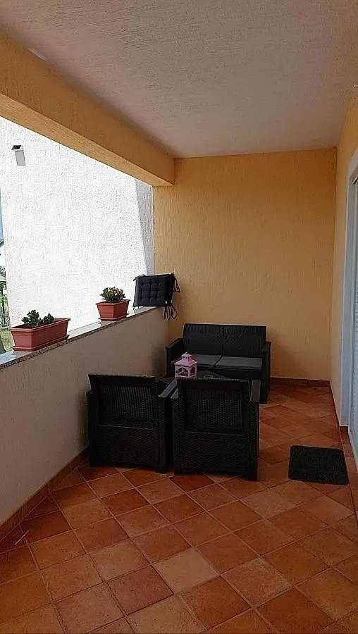 Apartmani Katarina Mundanije Appartamento