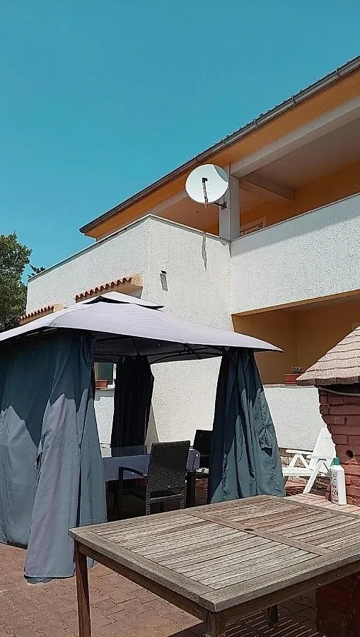 Apartmani Katarina Mundanije