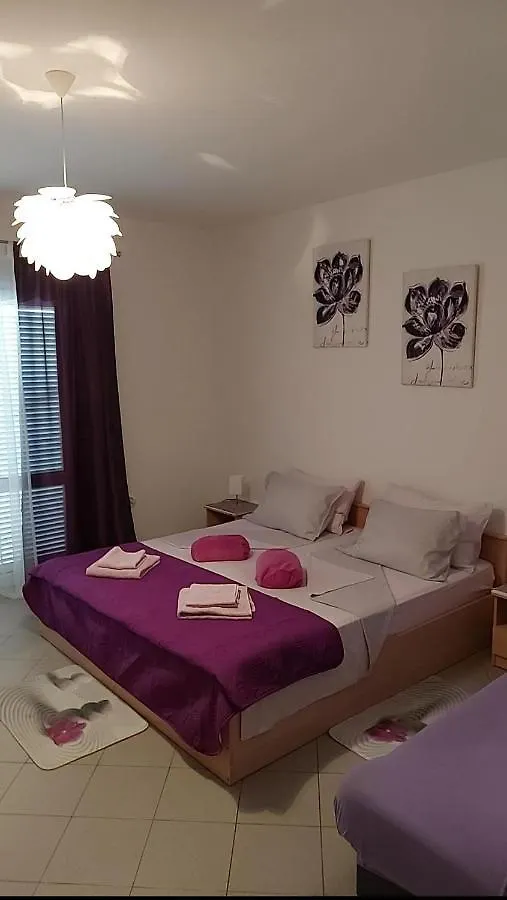 Apartmani Katarina Mundanije